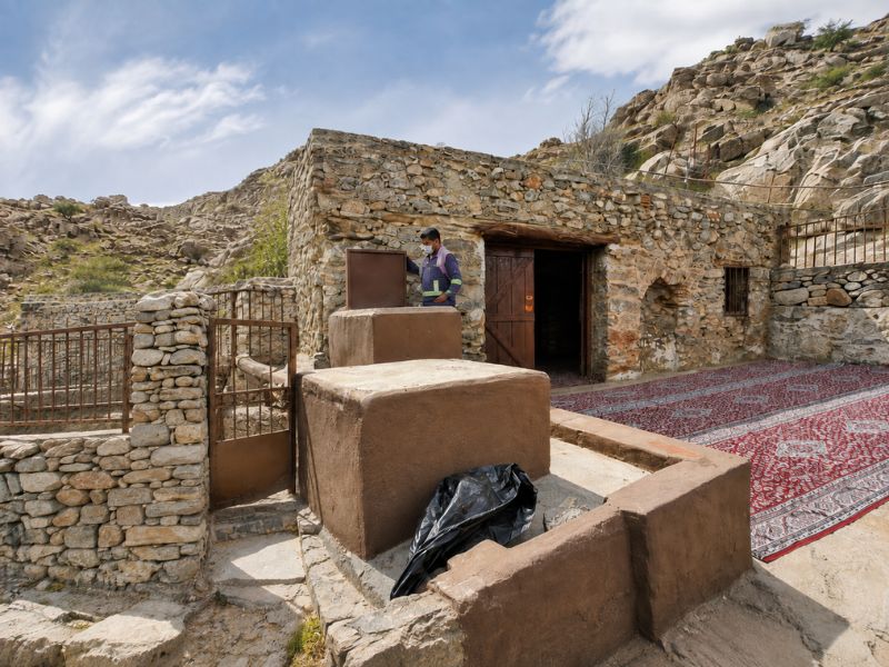 Masjid Al-Kou, one of the ziyarat places to visit in Taif