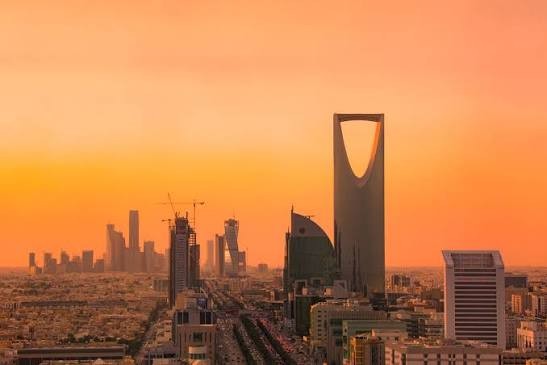 The view from the Kingdom Centre Sky Bridge over Riyadh at dusk