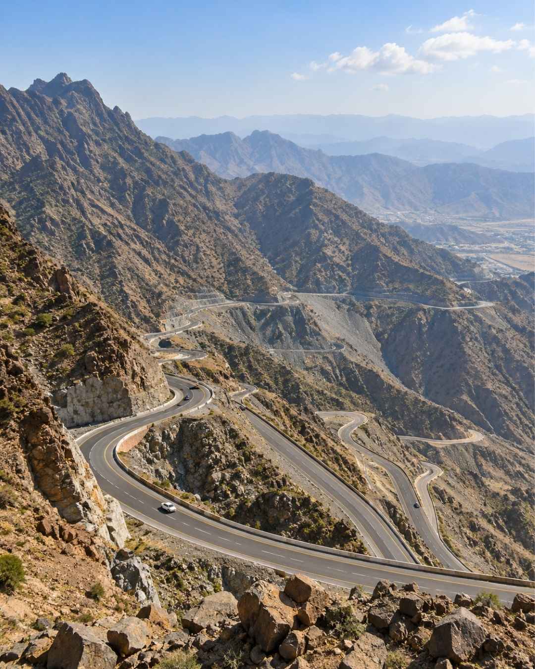 Hujjaj Umrah Taxi Taif taxi service, air conditioned private car on the Al Hada mountain road